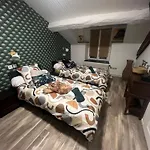 Domaine Du Rosiere ホームステイ Favières