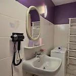 홈스테이 Domaine Du Rosiere