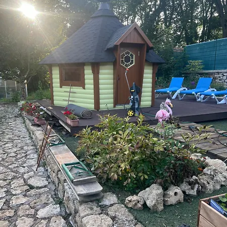 Domaine Du Rosiere Homestay szállás Favières