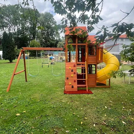 Domaine Du Rosiere Pansiyon Favieres (Lorraine)