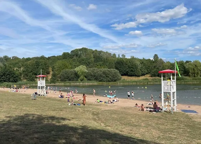 홈스테이 Domaine Du Rosiere