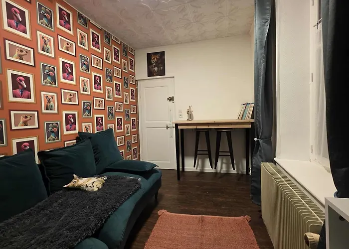 홈스테이 Domaine Du Rosiere *