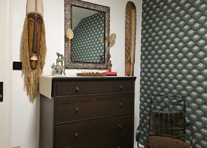 Domaine Du Rosiere 홈스테이 *